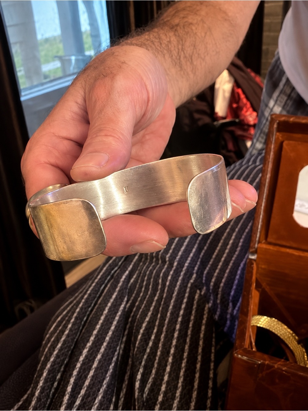 Classic 925 Sterling Silver and Turquoise Cuff Bracelet. Solid quality vintage